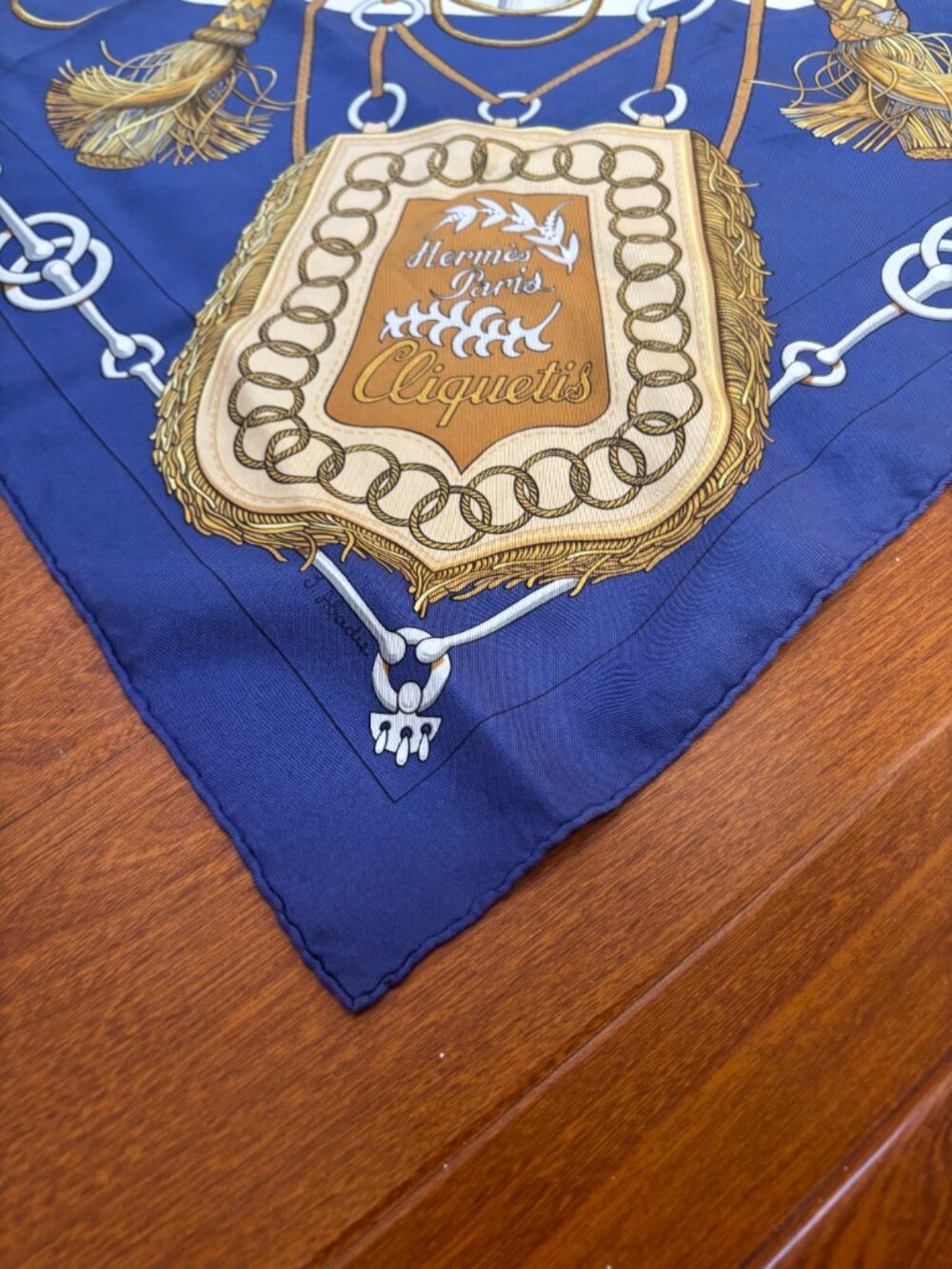 Auth HERMES Carre 90 Cliquetis Scarf Blue/Multicolor 100% Silk - Picture 4 of 5